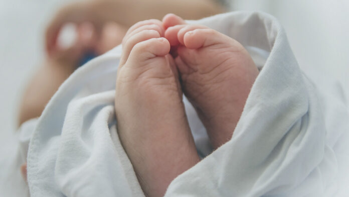 नाबालिग ने बच्ची को दिया जन्म, दुष्कर्म की आशंका नाबालिग ने बच्ची को दिया जन्म, दुष्कर्म की आशंका