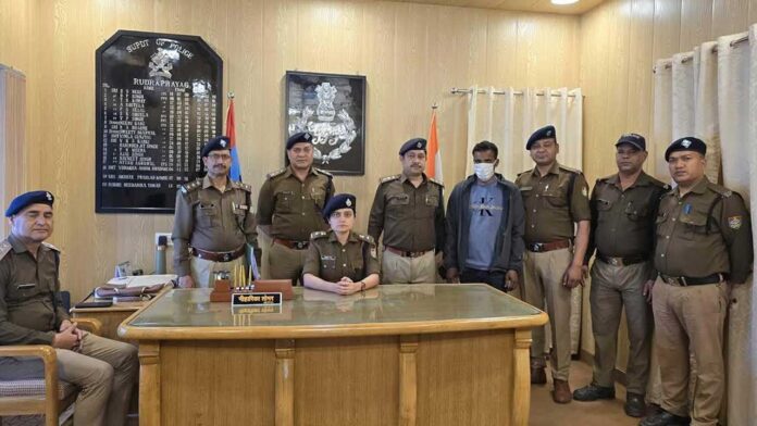 खुलासाः लिव इन पार्टनर ने की मां-बेटे की हत्या का आरोपी गिरफ्तार खुलासाः लिव इन पार्टनर ने की मां-बेटे की हत्या का आरोपी गिरफ्तार