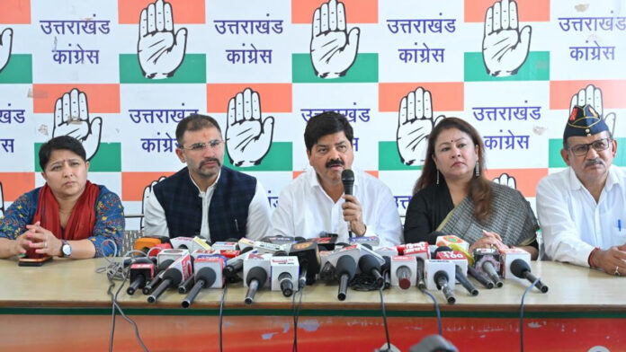 जनता के सवालों का जवाब दें पीएम मोदी : गोदियाल